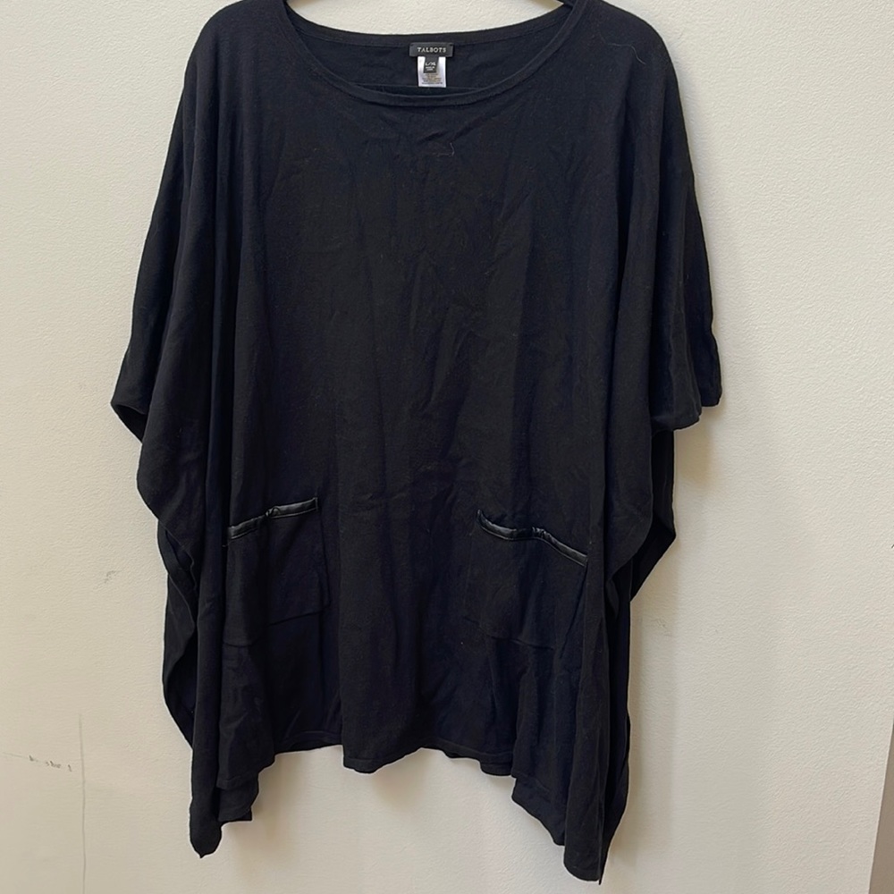 Talbots poncho leather topped pockets